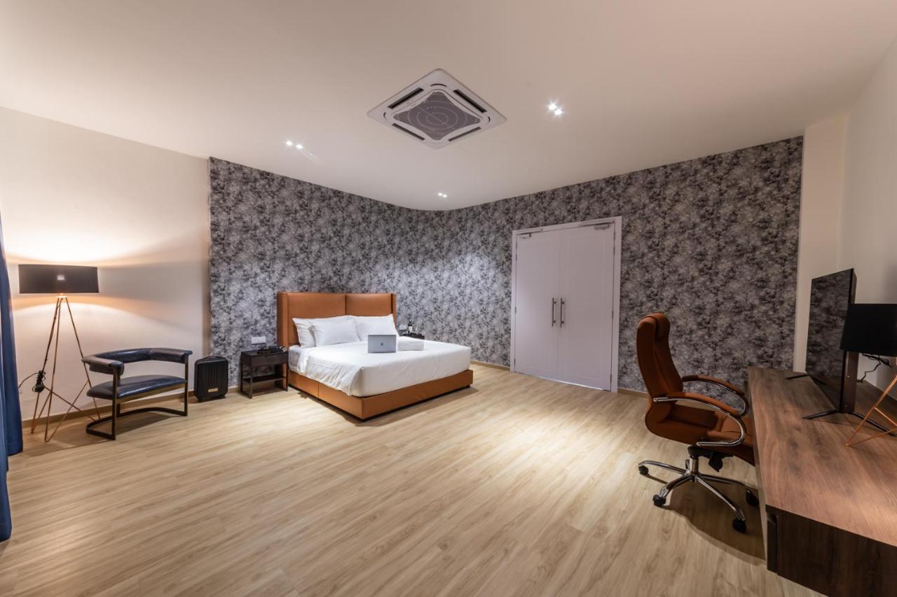 Apartment Bluewaters Staycate Johor Bahru